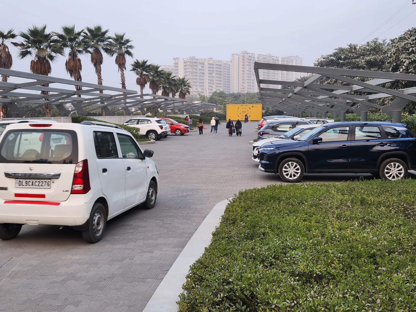 Ved Van Parking
